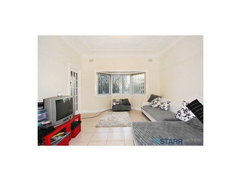 52 Leura rd, Auburn NSW 2144