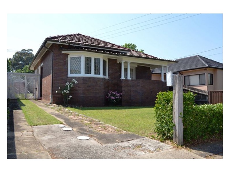 52 Leura rd, Auburn NSW 2144