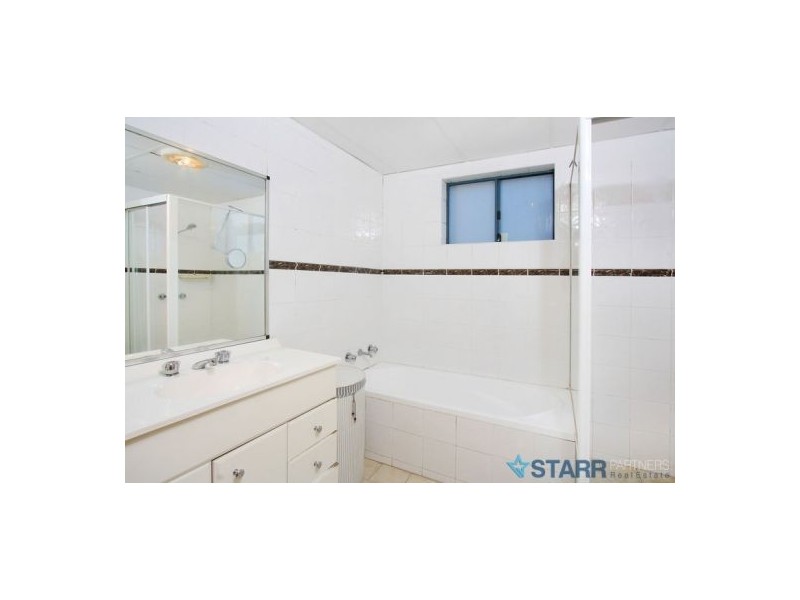 2/49 MACQUARIE RD, Auburn NSW 2144