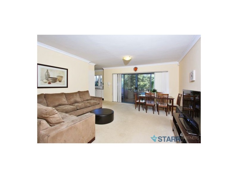 2/49 MACQUARIE RD, Auburn NSW 2144