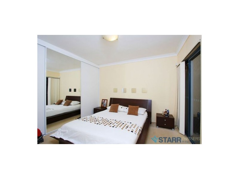 2/49 MACQUARIE RD, Auburn NSW 2144