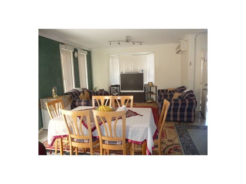 5a Raglan Rd, Auburn NSW 2144