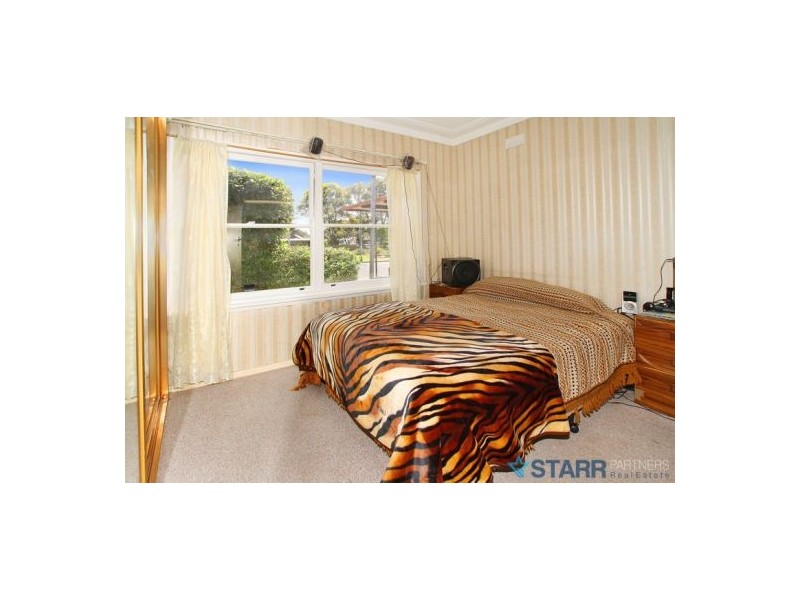 16 Chiswick Road, Granville NSW 2142