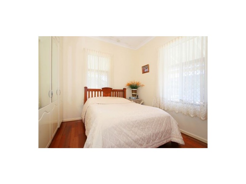 4 Phillip St, Auburn NSW 2144