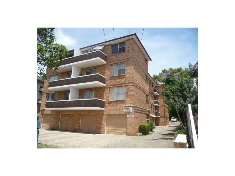 2/14 Kerr Parade, Auburn NSW 2144