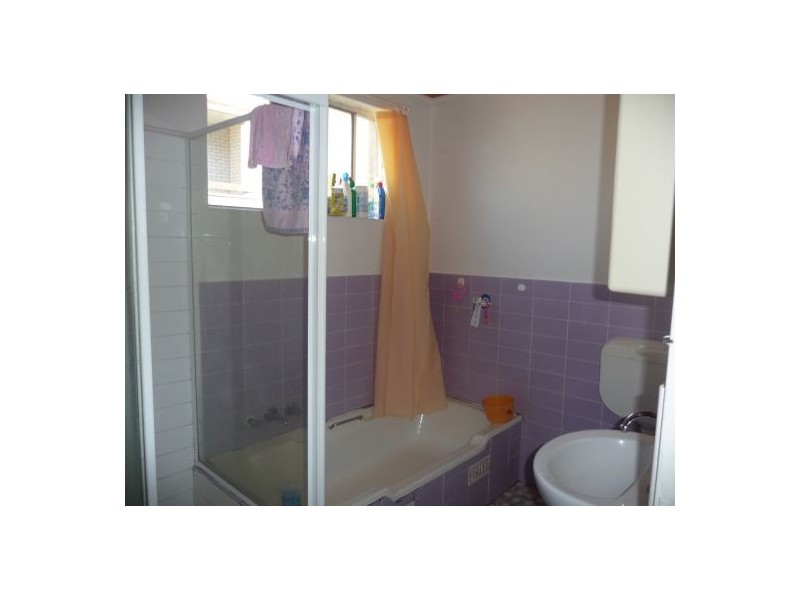 2/14 Kerr Parade, Auburn NSW 2144