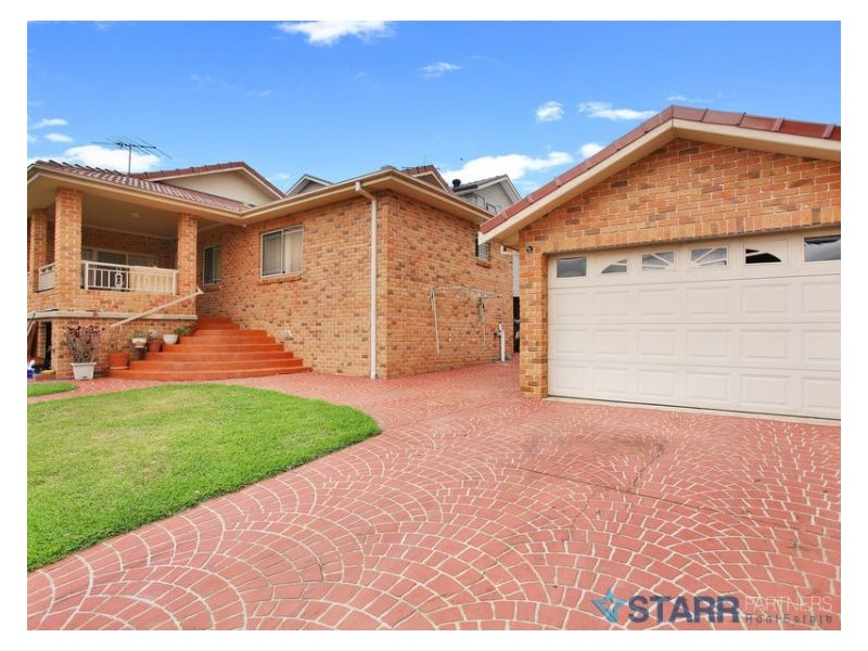 39 Gordon Rd, Auburn NSW 2144