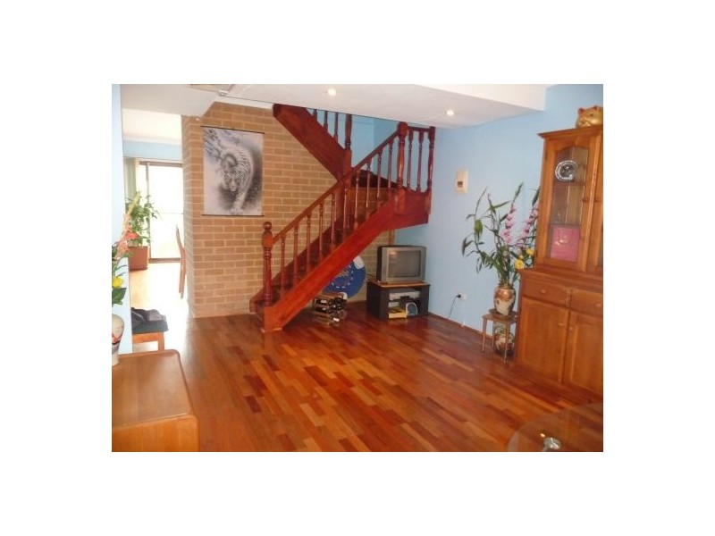 8/17 Macquarie Road, Auburn NSW 2144