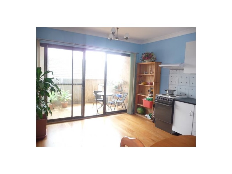 8/17 Macquarie Road, Auburn NSW 2144