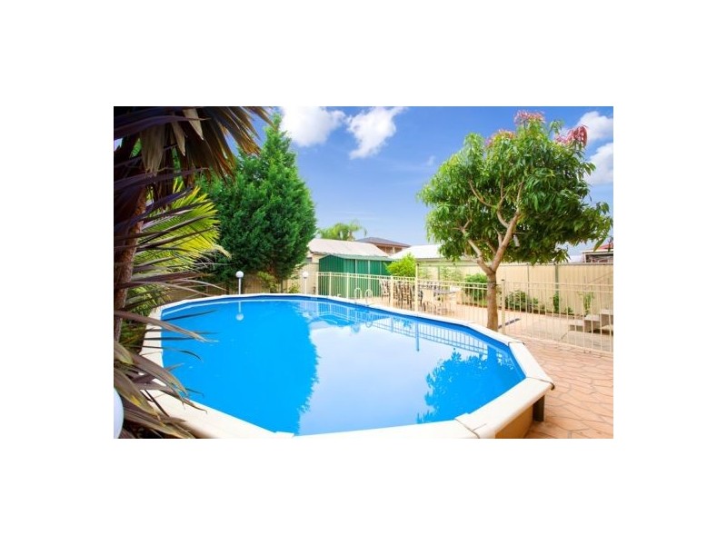 63 Cumberland rd, Auburn NSW 2144