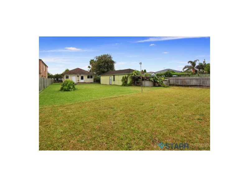 14 Patten Ave, Merrylands NSW 2160