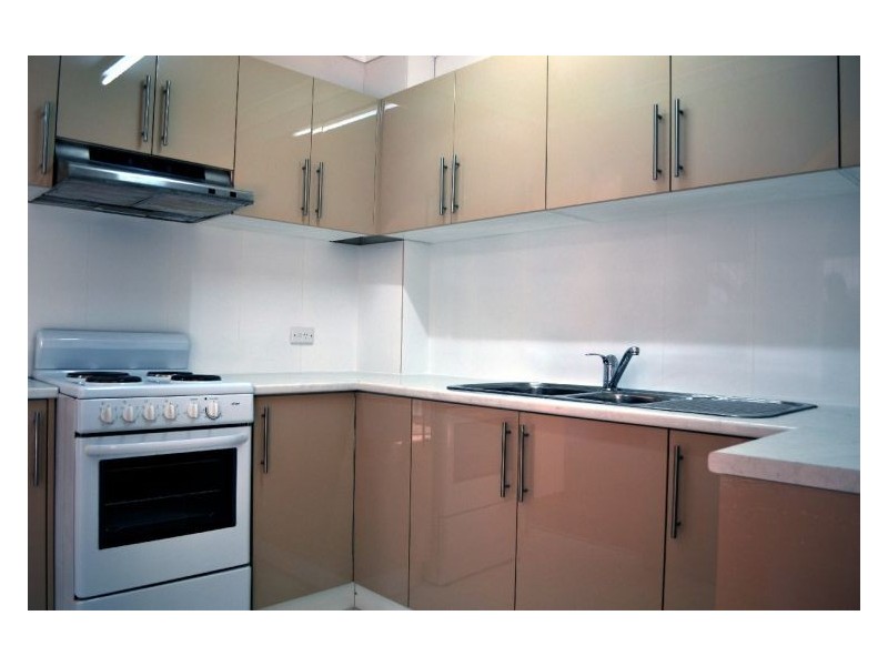 2/35-37 The Trongate, Granville NSW 2142