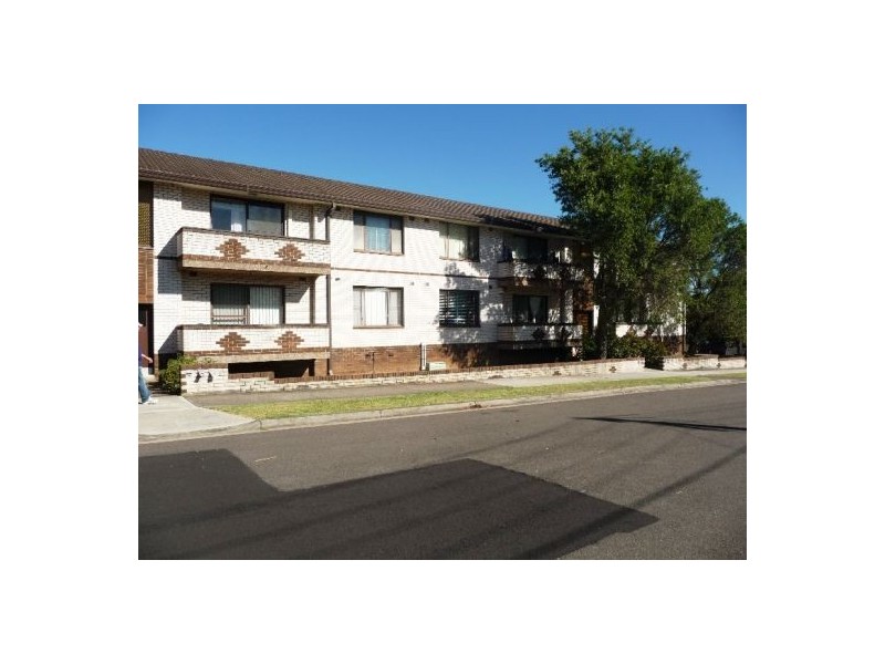 7/2 Edwin St, Regents Park NSW 2143
