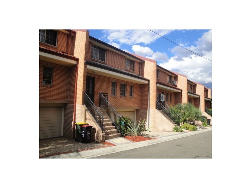 4/8 dartbrook rd, Auburn NSW 2144