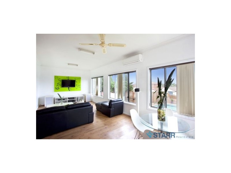 7 Downing ave, Regents Park NSW 2143