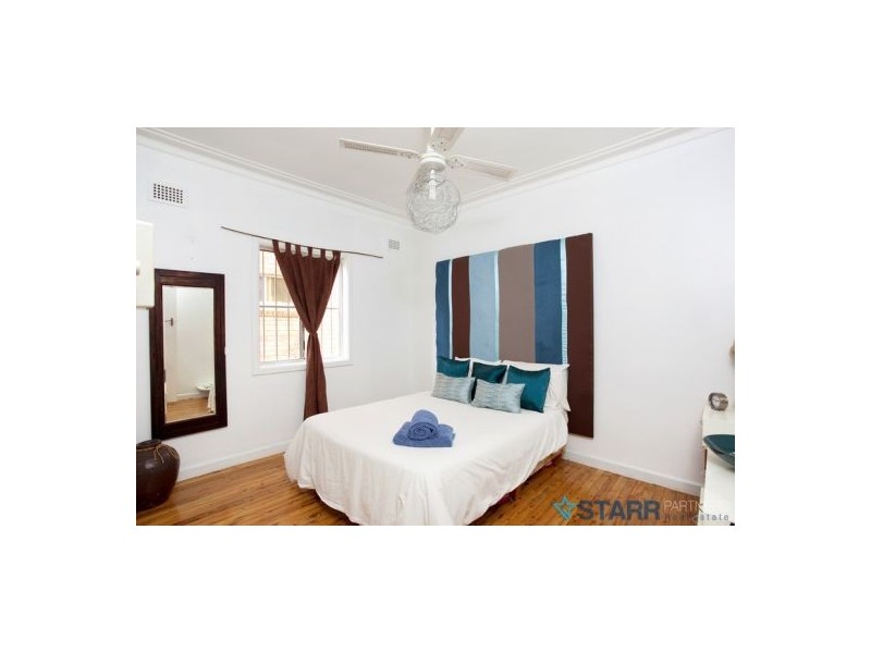 7 Downing ave, Regents Park NSW 2143