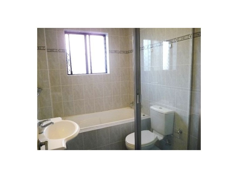 1/31-33 Harrow Rd, Auburn NSW 2144