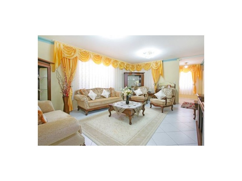 210 Cumberland Road, Auburn NSW 2144