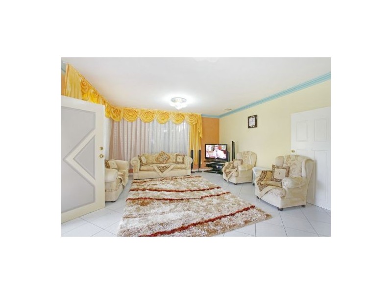 210 Cumberland Road, Auburn NSW 2144