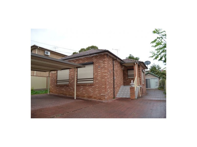 51 Wellington Rd, Auburn NSW 2144