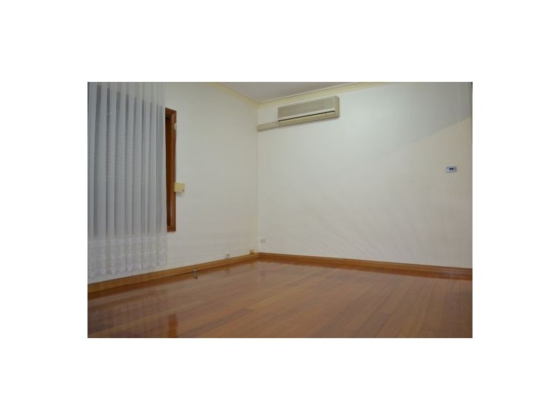 51 Wellington Rd, Auburn NSW 2144