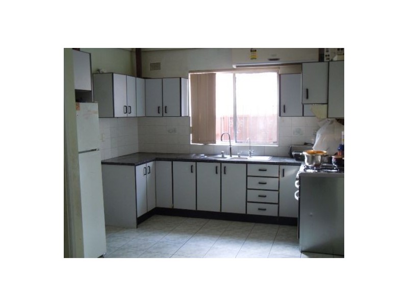 29 Cumberland Rd, Auburn NSW 2144