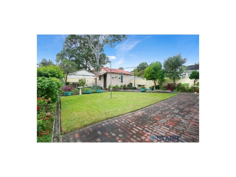 19 Wilga Street, Regents Park NSW 2143