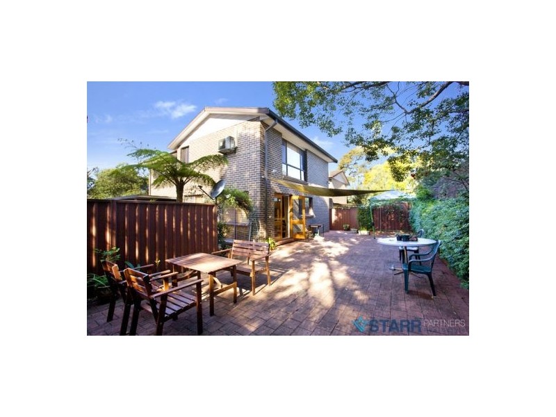 2/229 Windsor Road, Northmead NSW 2152