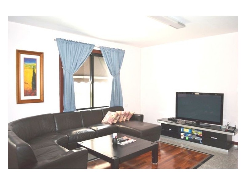 13 Harrow road, Auburn NSW 2144