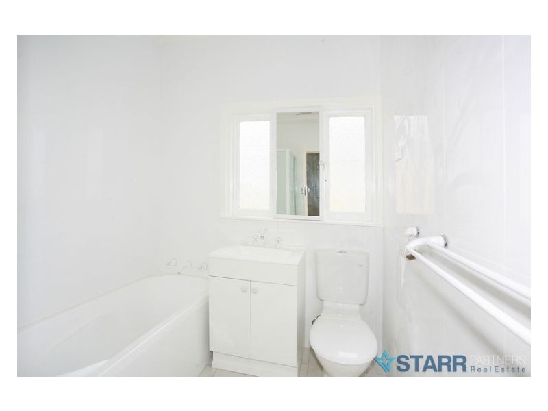 9 Birrong Avenue, Birrong NSW 2143