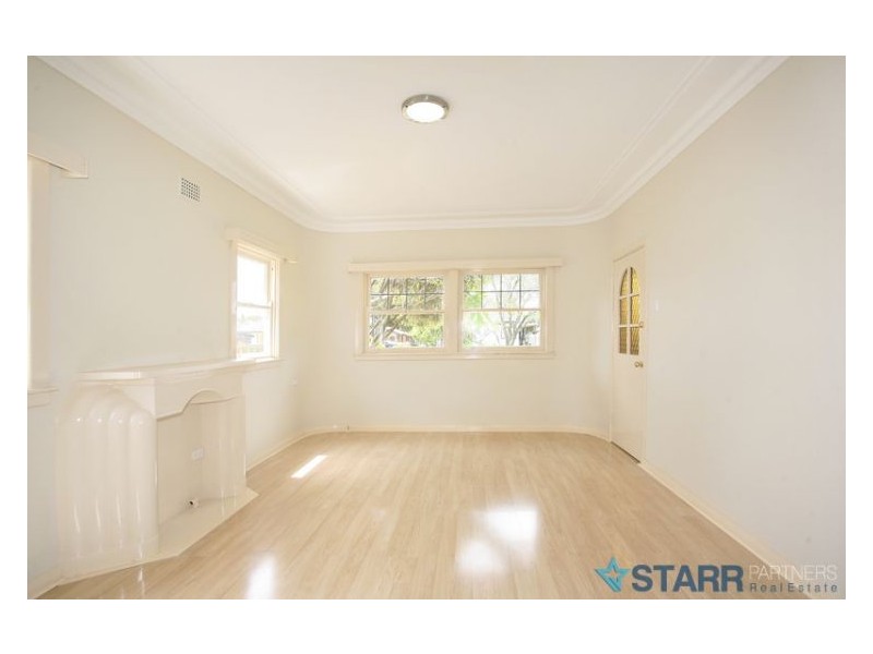 9 Birrong Avenue, Birrong NSW 2143