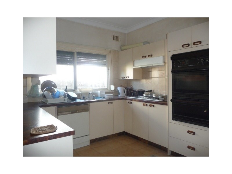 12 Ettalong St, Auburn NSW 2144