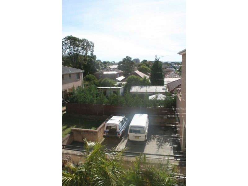 4/21-23 Hargrave Road, Auburn NSW 2144