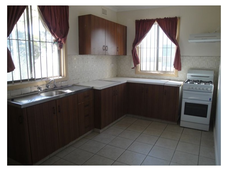 49 Gordon Road, Auburn NSW 2144