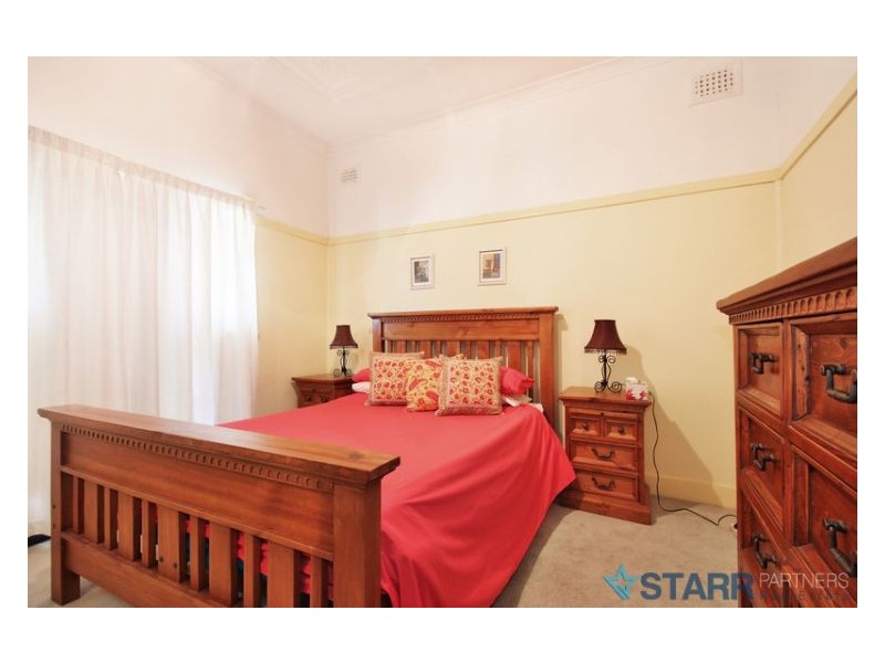 27 Chiswick Rd, Auburn NSW 2144