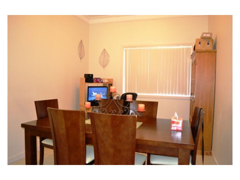 16 Gordon Rd, Auburn NSW 2144