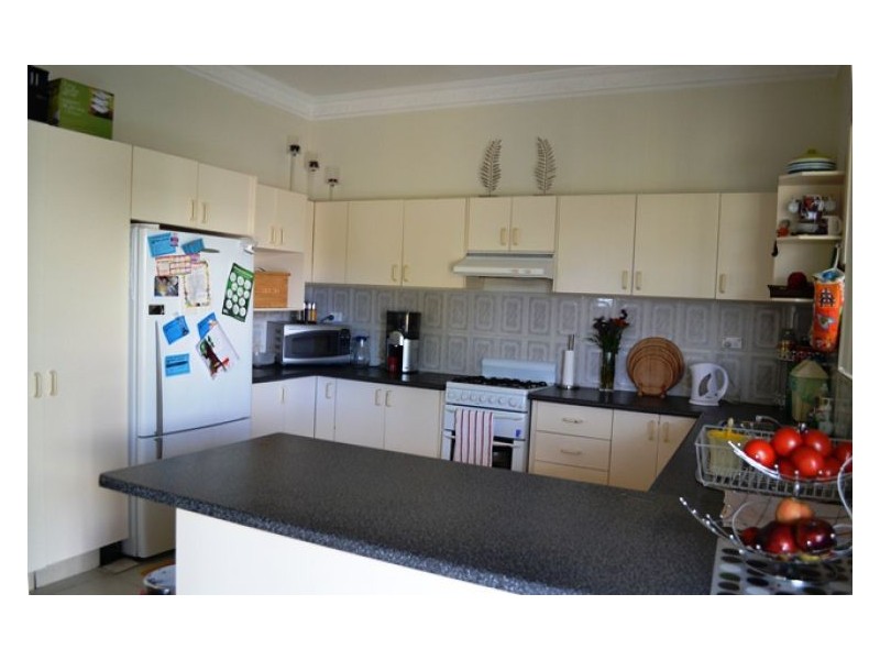 16 Gordon Rd, Auburn NSW 2144