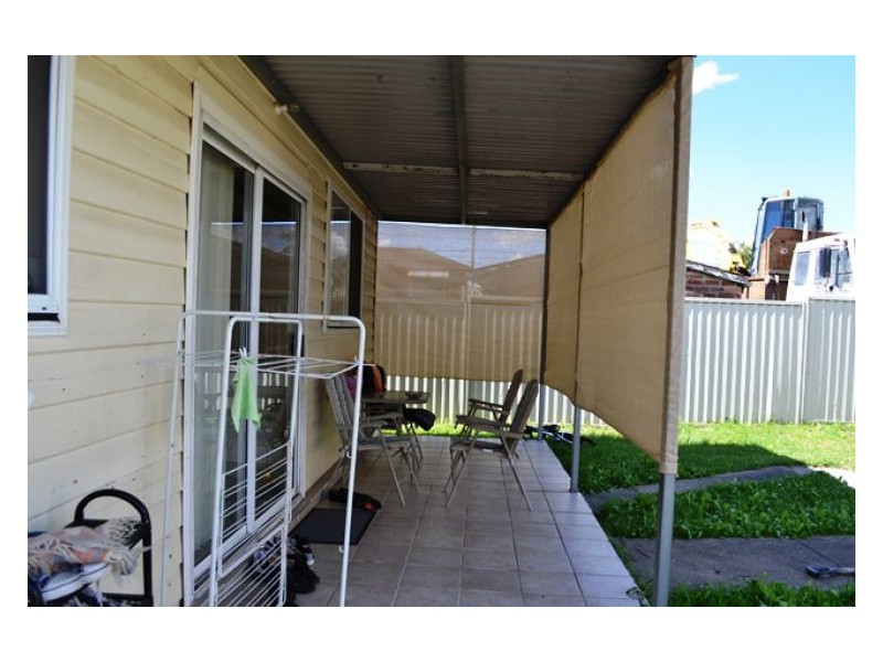16 Gordon Rd, Auburn NSW 2144