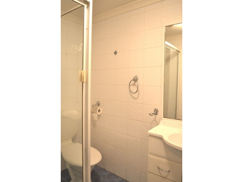 2/82  Beaconsfield st, Silverwater NSW 2128