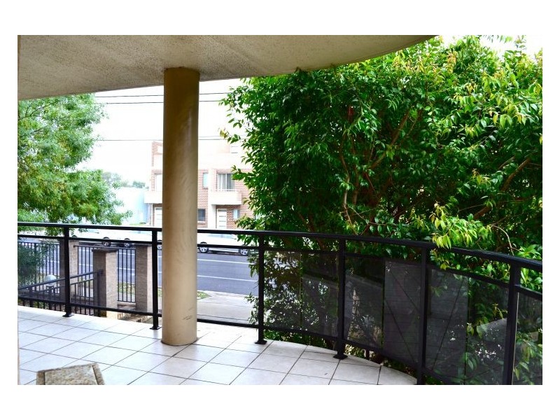 2/82  Beaconsfield st, Silverwater NSW 2128