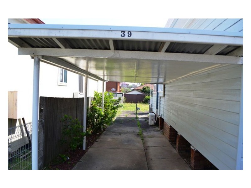 39  Elm Rd, Auburn NSW 2144