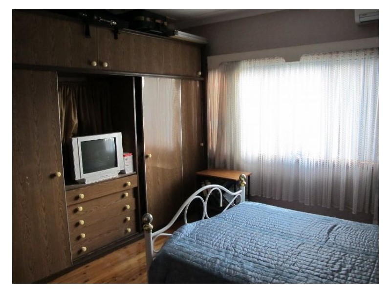 16 Esme Av, Chester Hill NSW 2162