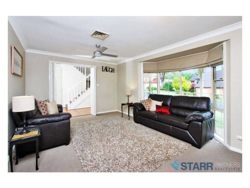 5 Grandoaks Pl, Castle Hill NSW 2154