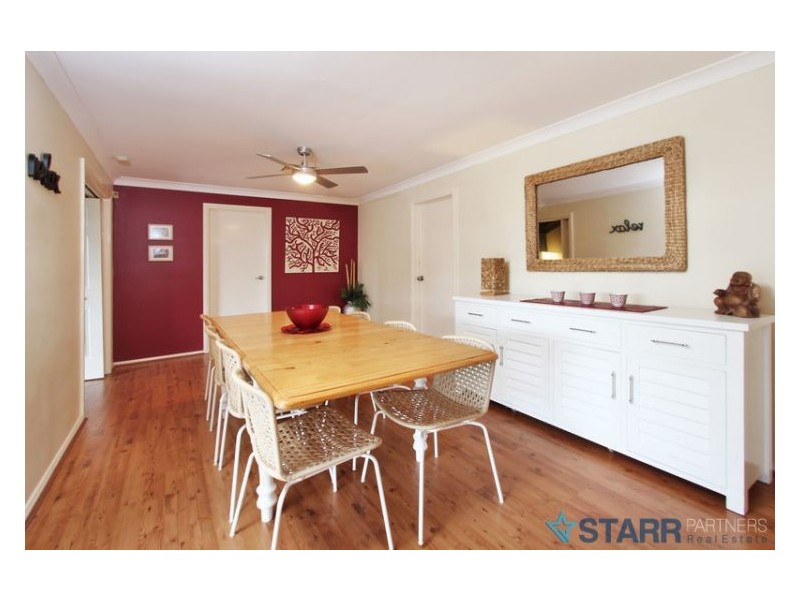 5 Grandoaks Pl, Castle Hill NSW 2154