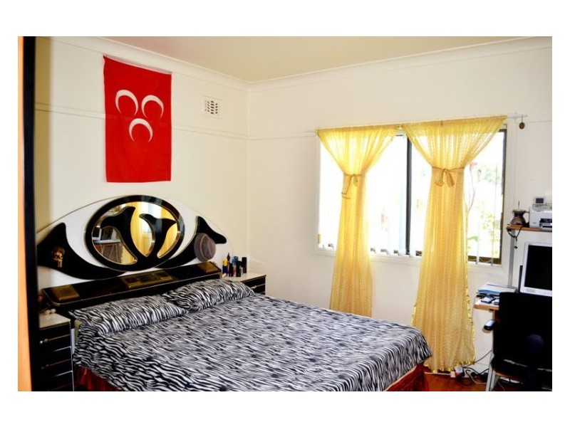 6 Meroo Street, Auburn NSW 2144