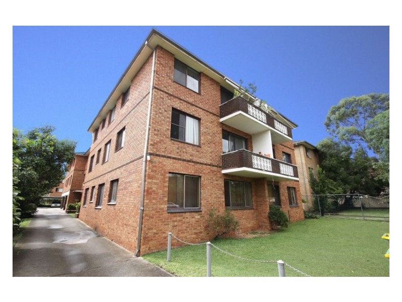 2/39-41 The Trongate, Granville NSW 2142