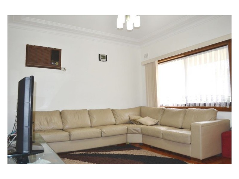 19 Hillview Street, Auburn NSW 2144