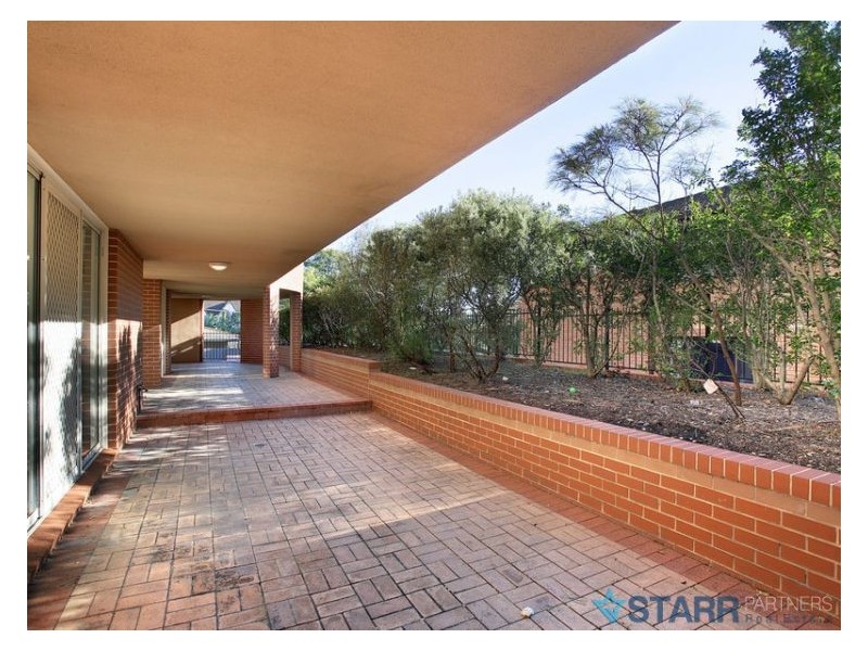 2/2 Macquarie Rd, Auburn NSW 2144