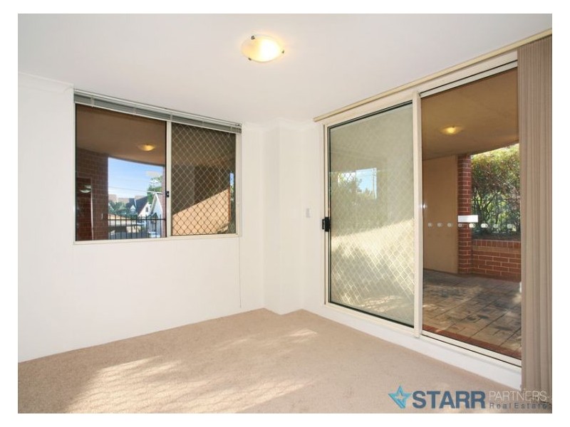 2/2 Macquarie Rd, Auburn NSW 2144