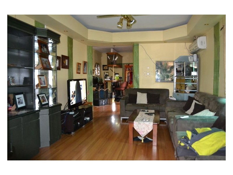 217 Juno Parade, Greenacre NSW 2190